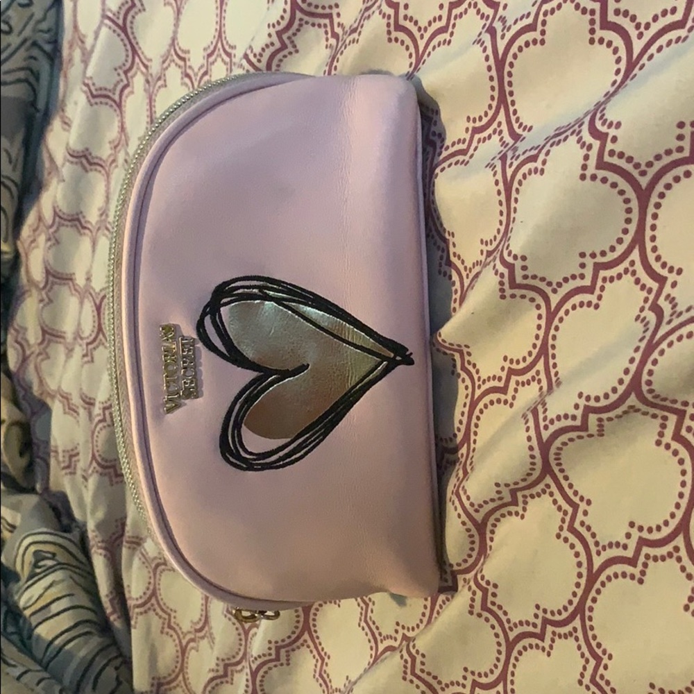 small Victoria’s secret bag